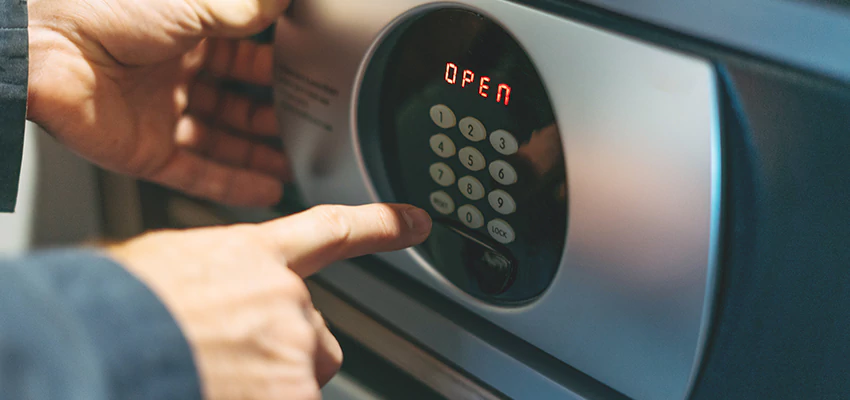 Cash Safe Openers in Yonkers, New York