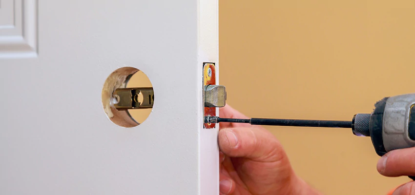 Stuck Door Knobs Repair in Yonkers, NY